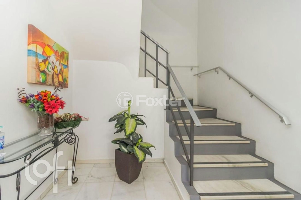 Apartamento à venda com 2 quartos, 61m² - Foto 15
