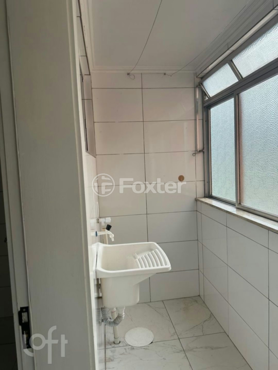 Apartamento à venda com 2 quartos, 79m² - Foto 4
