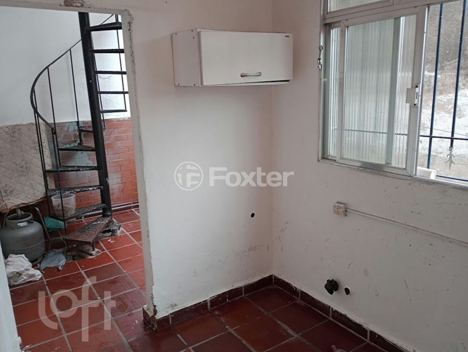Casa à venda com 2 quartos, 100m² - Foto 17
