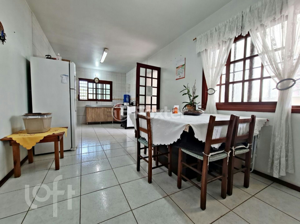 Casa à venda com 3 quartos, 159m² - Foto 6
