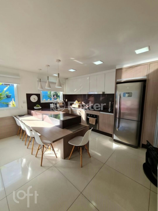 Casa à venda com 3 quartos, 128m² - Foto 3