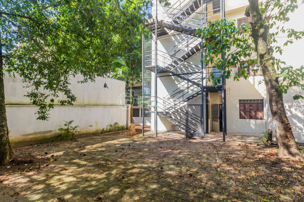 Casa à venda com 14 quartos, 122m² - Foto 63