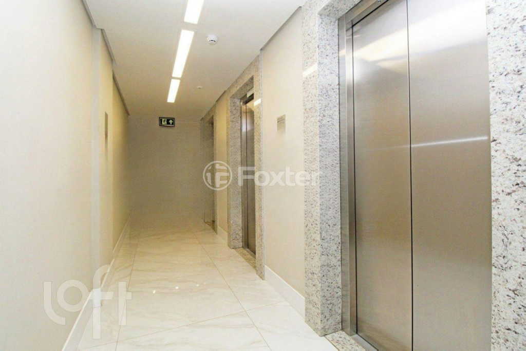 Apartamento à venda com 3 quartos, 67m² - Foto 32
