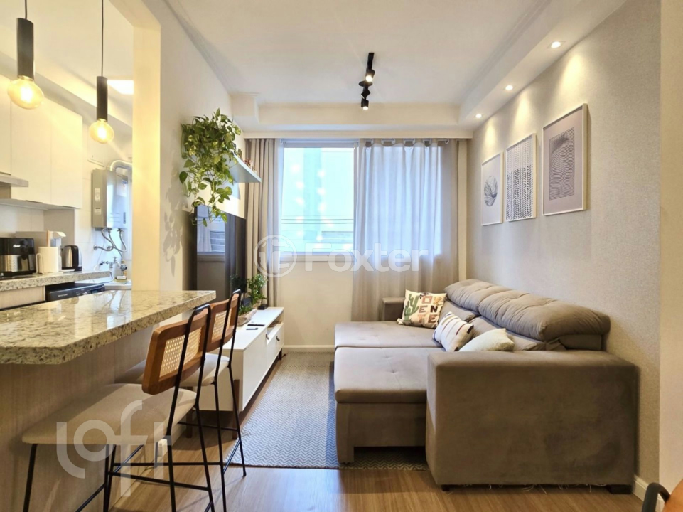 Apartamento à venda com 3 quartos, 67m² - Foto 2