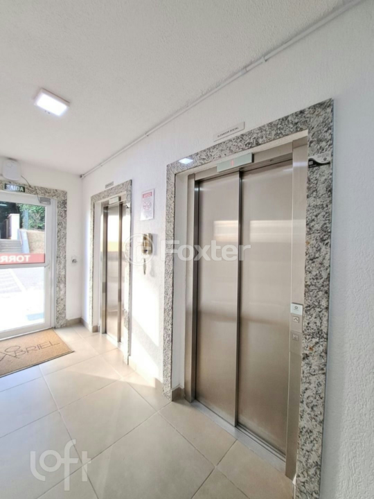 Apartamento à venda com 2 quartos, 44m² - Foto 18