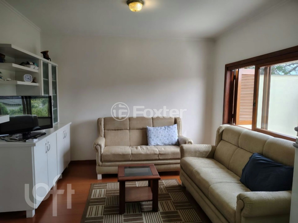 Casa à venda com 3 quartos, 254m² - Foto 4