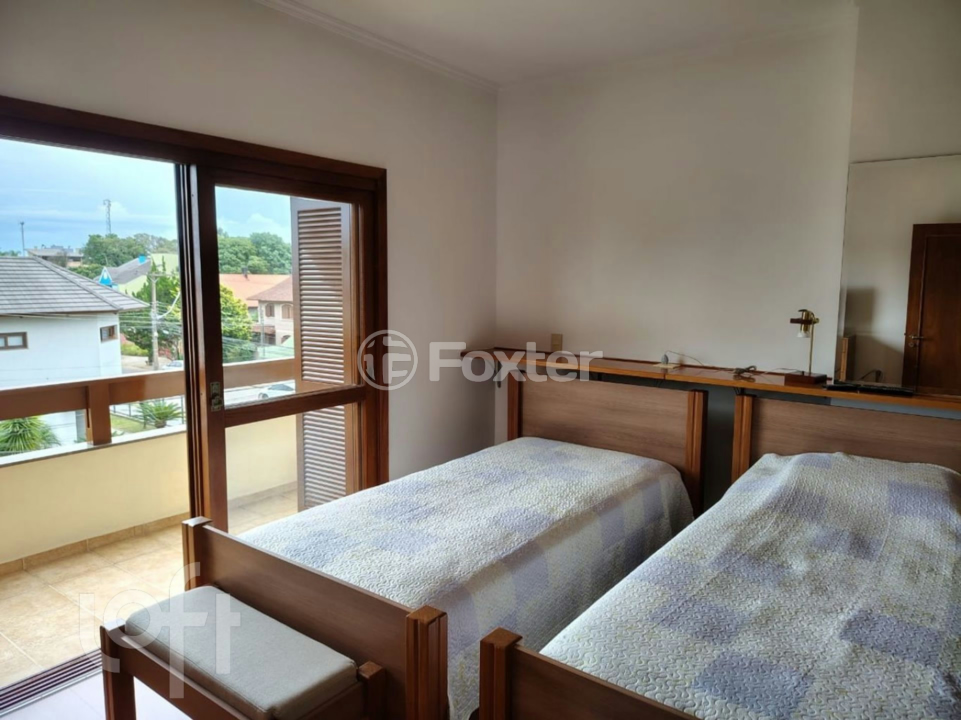 Casa à venda com 3 quartos, 254m² - Foto 8