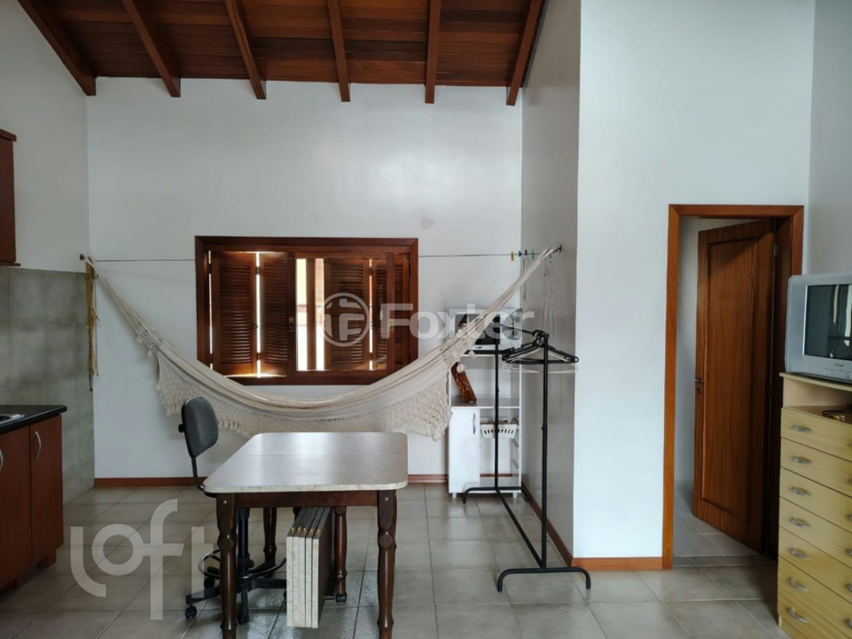 Casa à venda com 3 quartos, 254m² - Foto 19