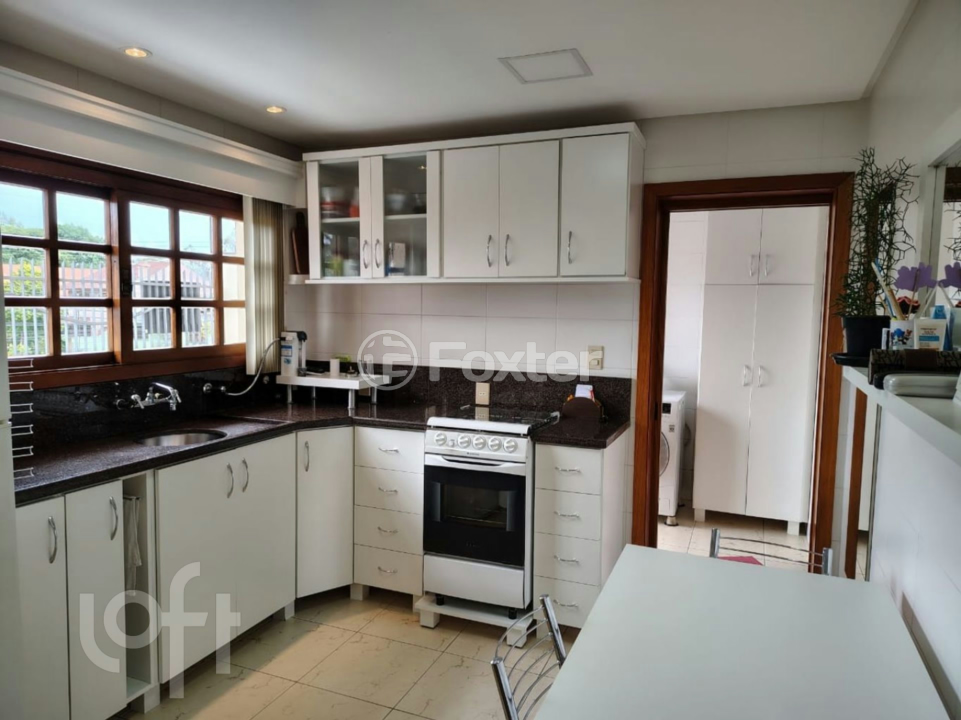 Casa à venda com 3 quartos, 254m² - Foto 6