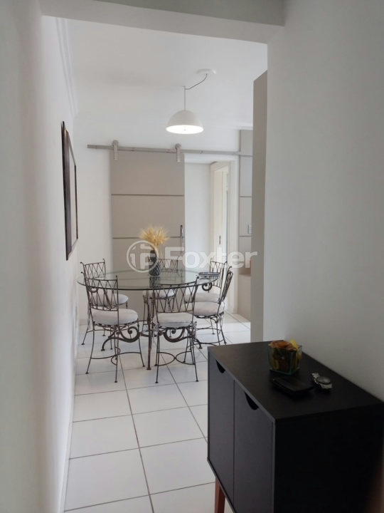 Apartamento à venda com 2 quartos, 78m² - Foto 4