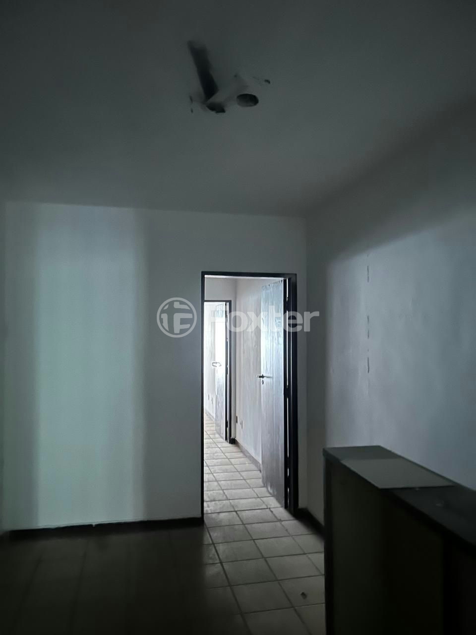 Casa à venda com 2 quartos, 279m² - Foto 4
