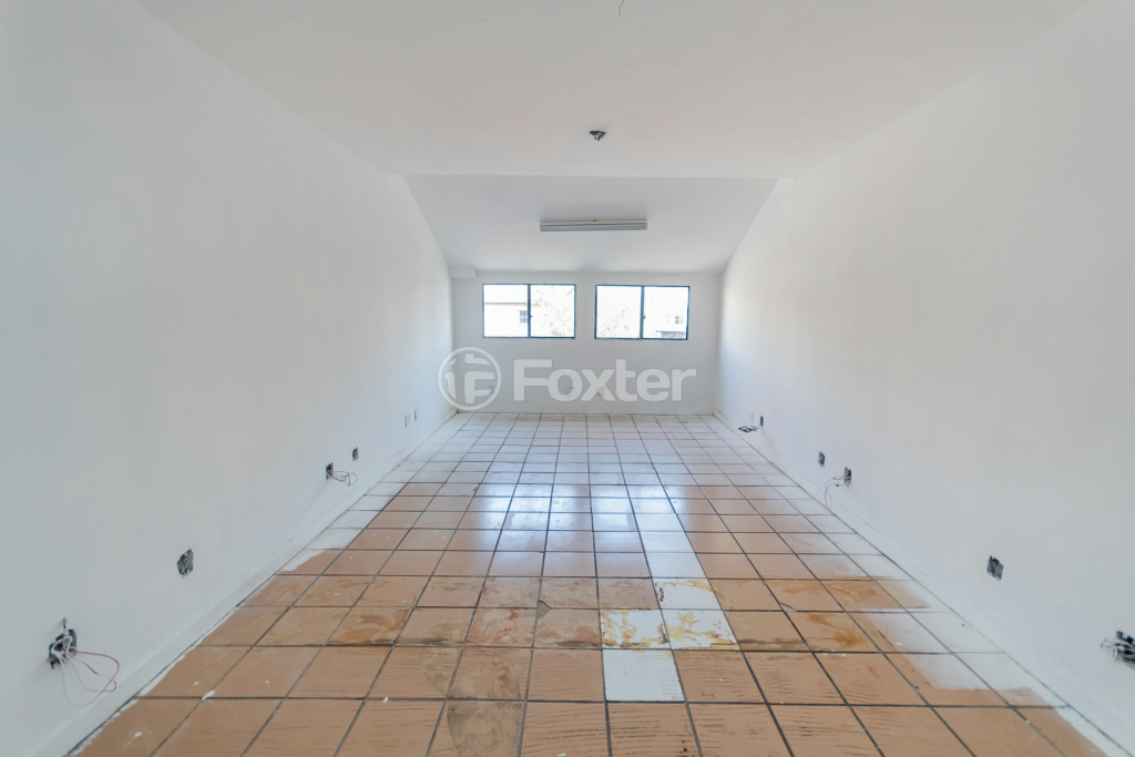 Casa à venda com 2 quartos, 279m² - Foto 1