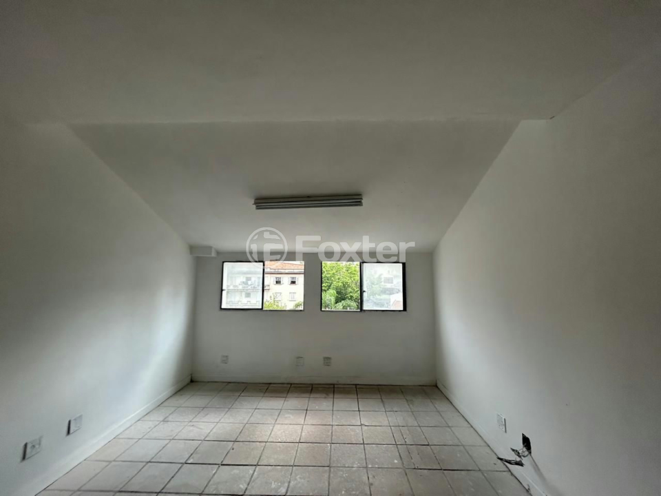 Casa à venda com 2 quartos, 279m² - Foto 11