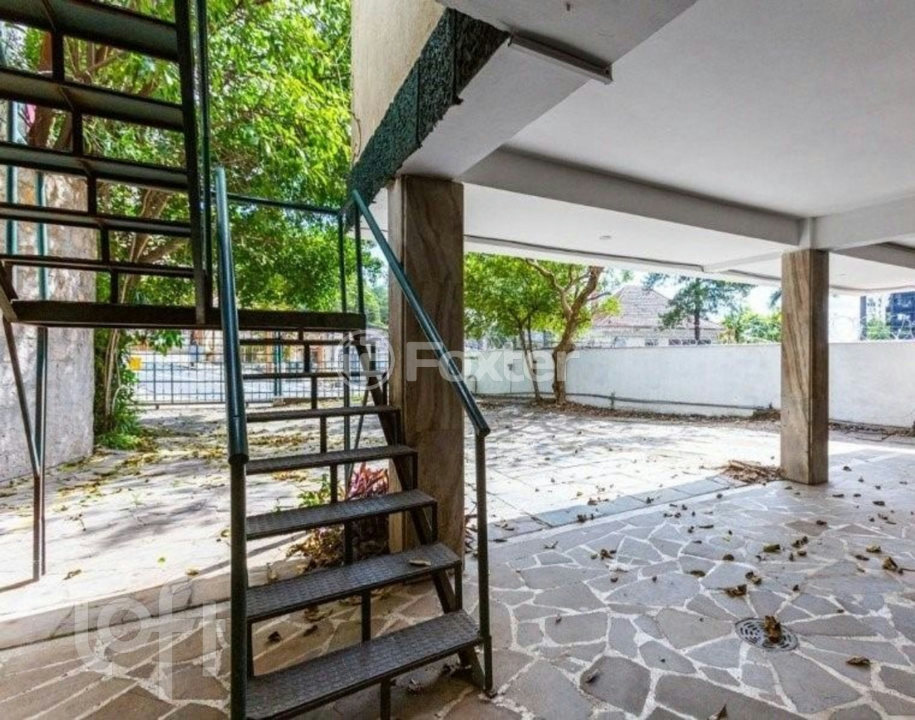 Casa à venda com 3 quartos, 350m² - Foto 32