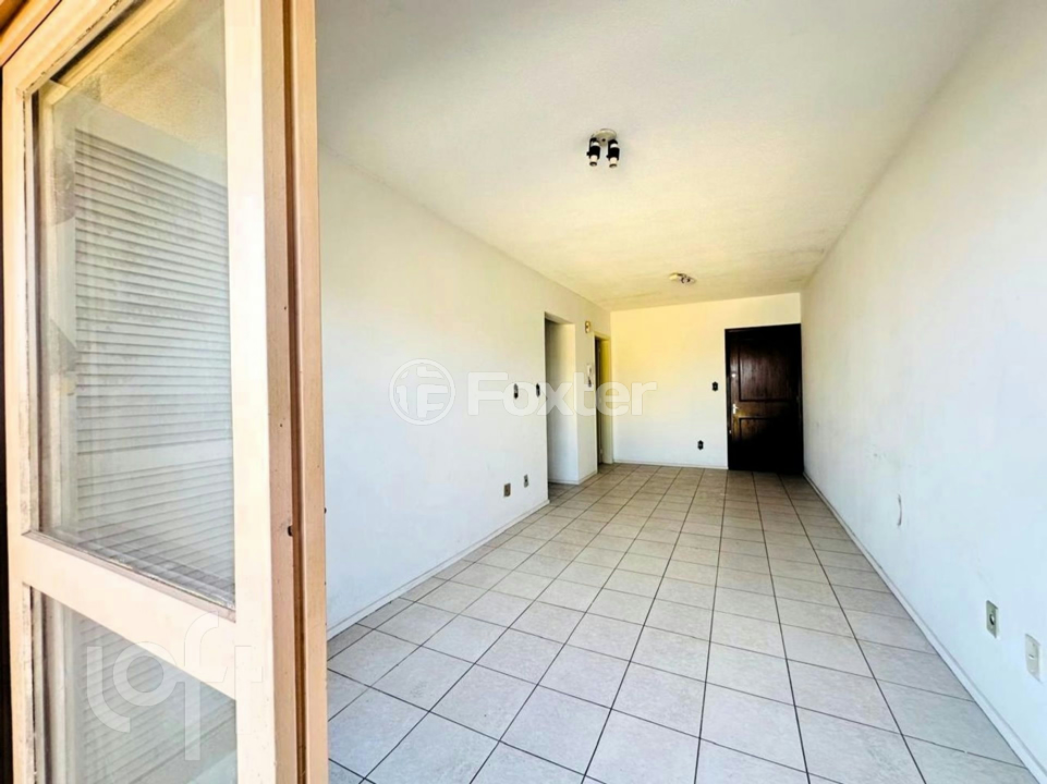 Apartamento à venda com 2 quartos, 70m² - Foto 1