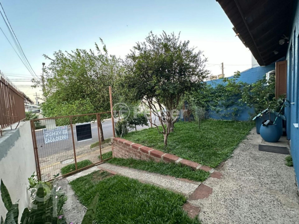 Casa à venda com 1 quarto, 64m² - Foto 3