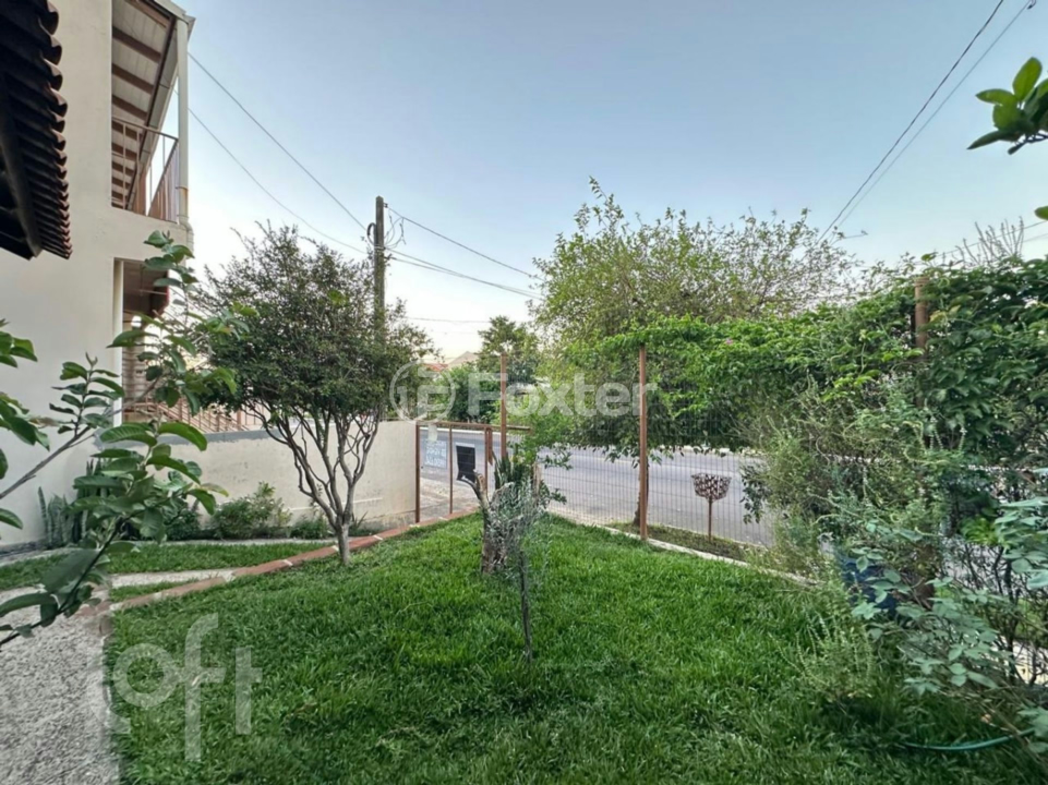 Casa à venda com 1 quarto, 64m² - Foto 4