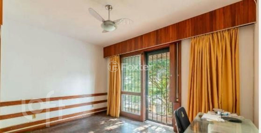Casa à venda com 3 quartos, 380m² - Foto 2