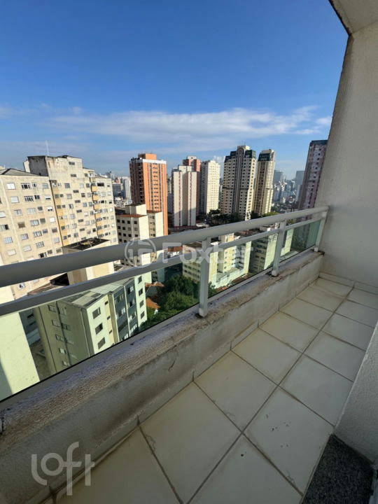 Apartamento à venda com 3 quartos, 153m² - Foto 3