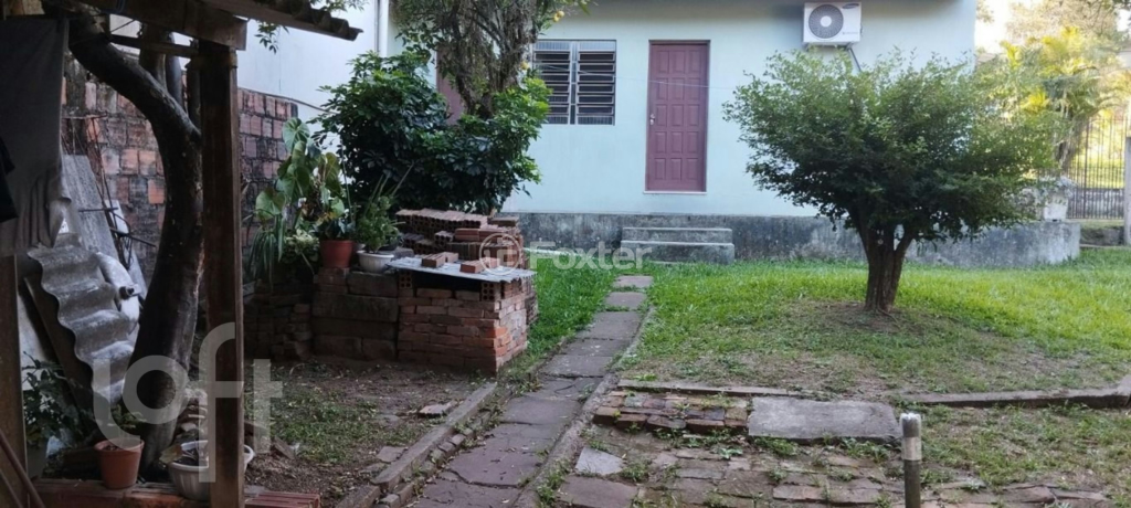 Casa à venda com 3 quartos, 120m² - Foto 1