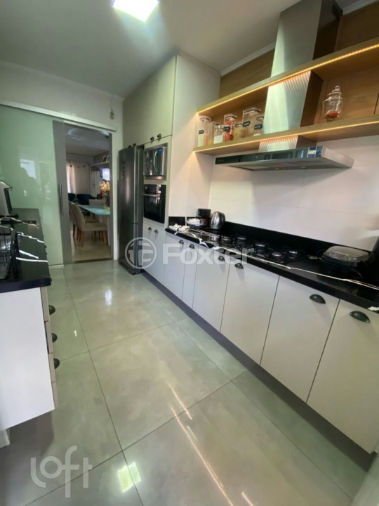 Casa à venda com 2 quartos, 200m² - Foto 5