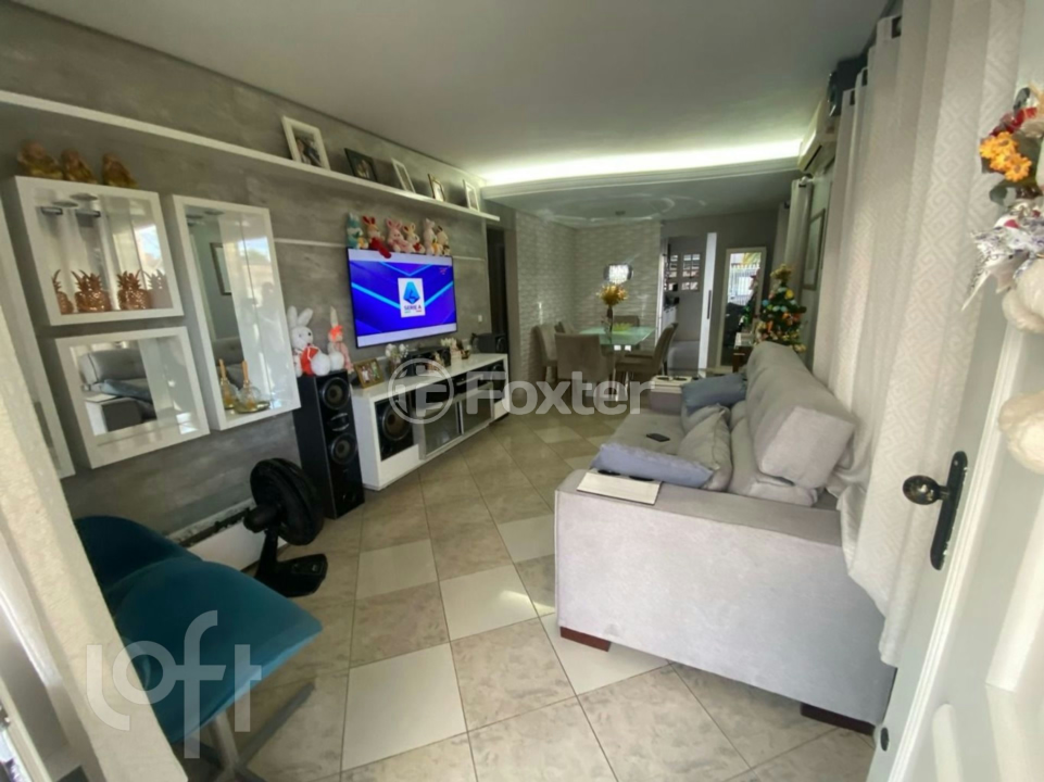 Casa à venda com 2 quartos, 200m² - Foto 1