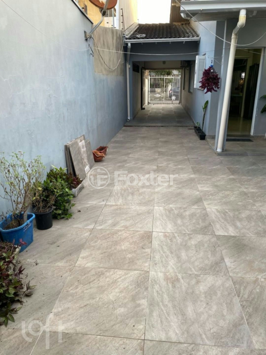 Casa à venda com 2 quartos, 200m² - Foto 26