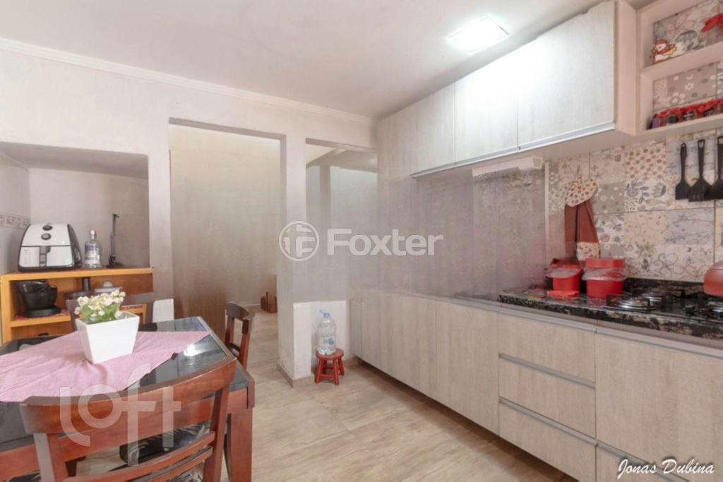 Casa à venda com 4 quartos, 200m² - Foto 8