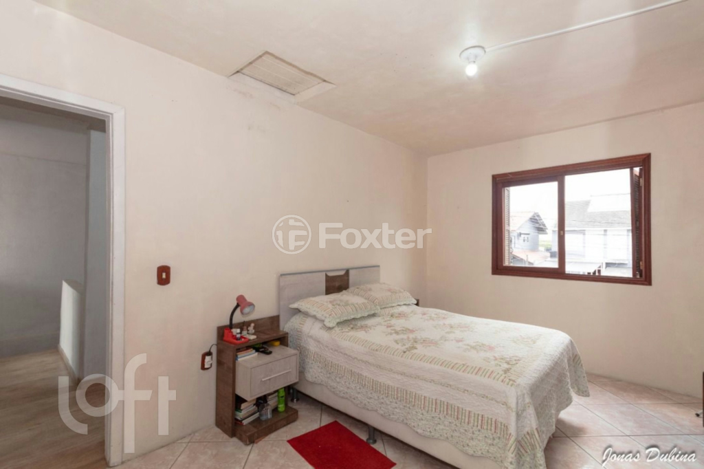 Casa à venda com 4 quartos, 200m² - Foto 14