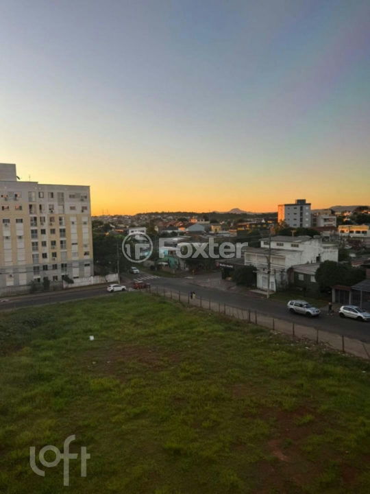 Apartamento à venda com 2 quartos, 63m² - Foto 2