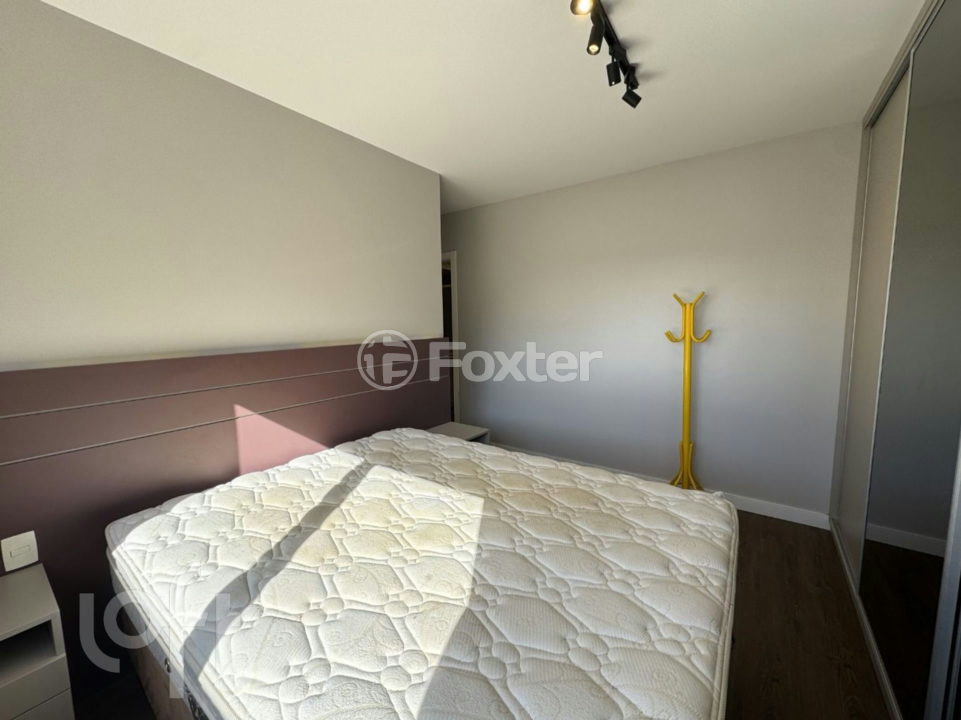 Apartamento à venda com 2 quartos, 62m² - Foto 9