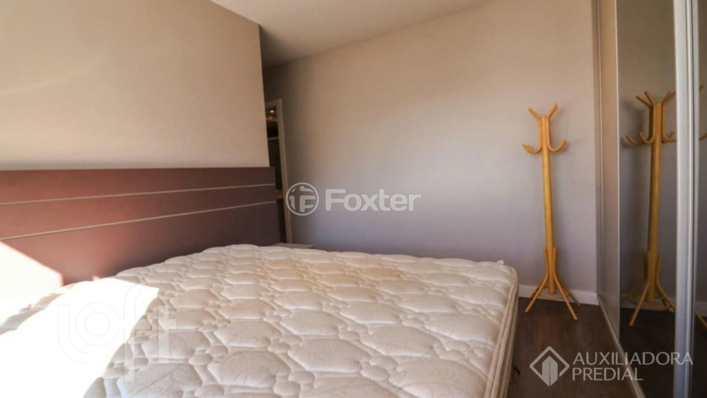 Apartamento à venda com 2 quartos, 62m² - Foto 23