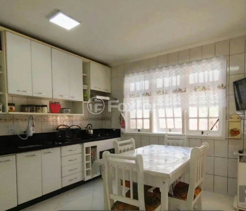 Casa à venda com 3 quartos, 145m² - Foto 14