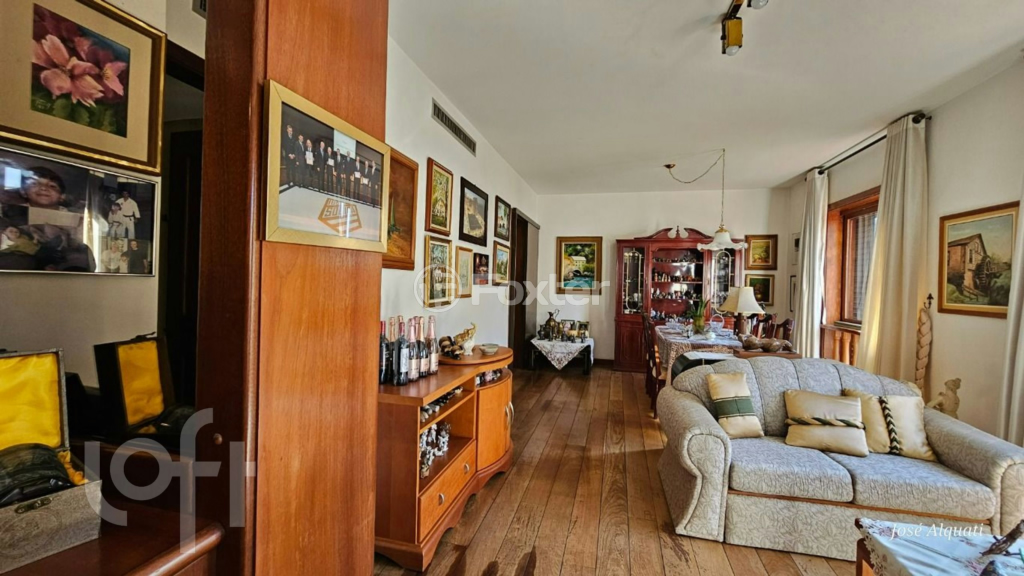 Apartamento à venda com 3 quartos, 143m² - Foto 4