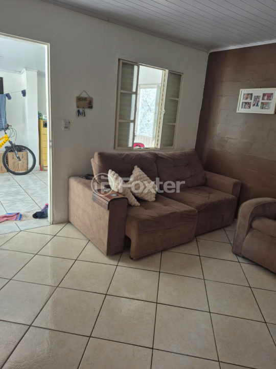 Casa à venda com 2 quartos, 300m² - Foto 4