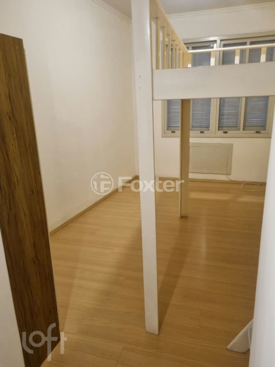 Apartamento à venda com 1 quarto, 27m² - Foto 1