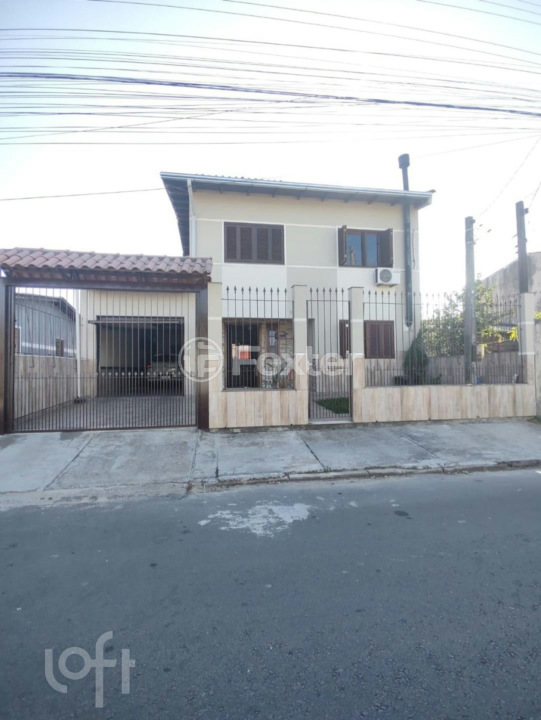 Casa à venda com 3 quartos, 200m² - Foto 1