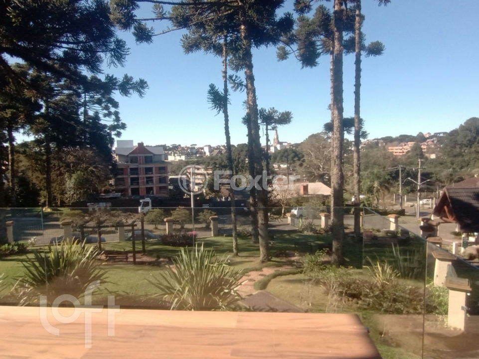 Casa à venda com 3 quartos, 207m² - Foto 7