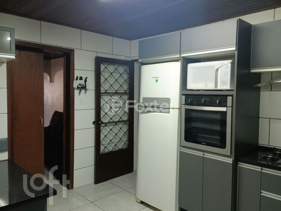 Casa à venda com 3 quartos, 133m² - Foto 3