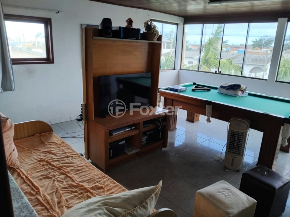 Casa à venda com 4 quartos, 147m² - Foto 2