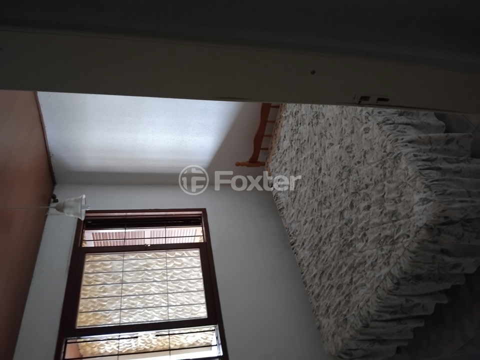 Casa à venda com 4 quartos, 147m² - Foto 14