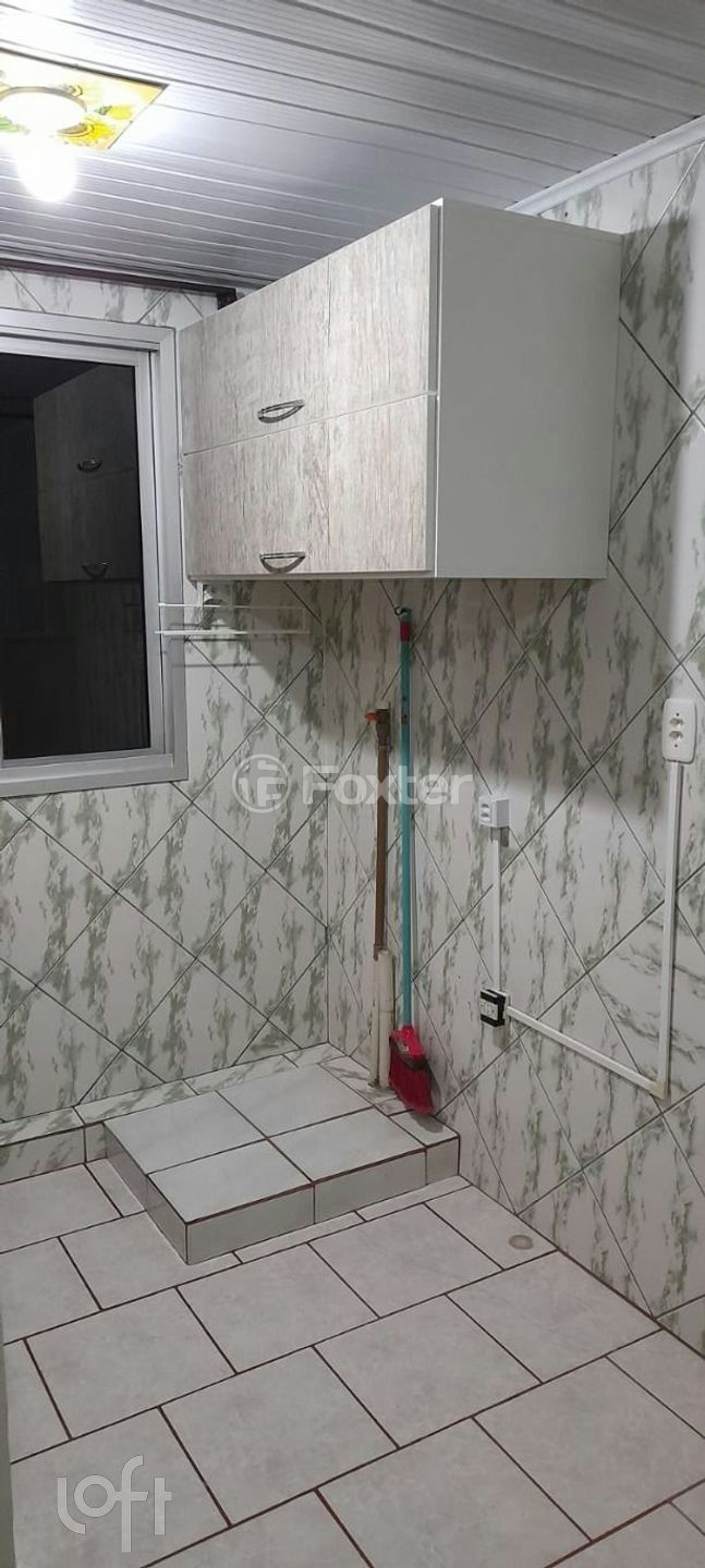 Apartamento à venda com 2 quartos, 42m² - Foto 2