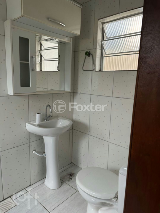 Casa à venda com 3 quartos, 78m² - Foto 9