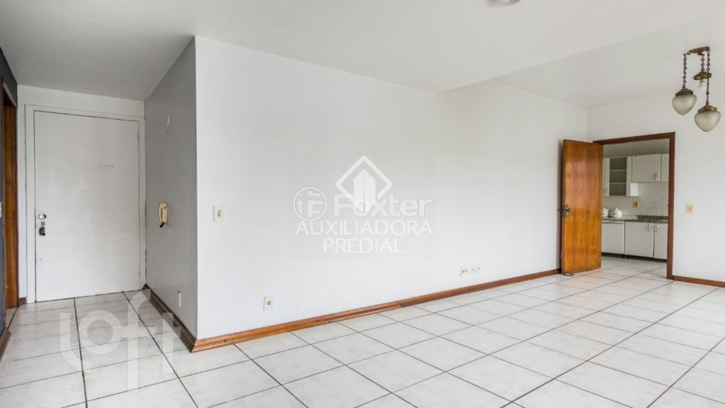 Apartamento à venda com 2 quartos, 78m² - Foto 2
