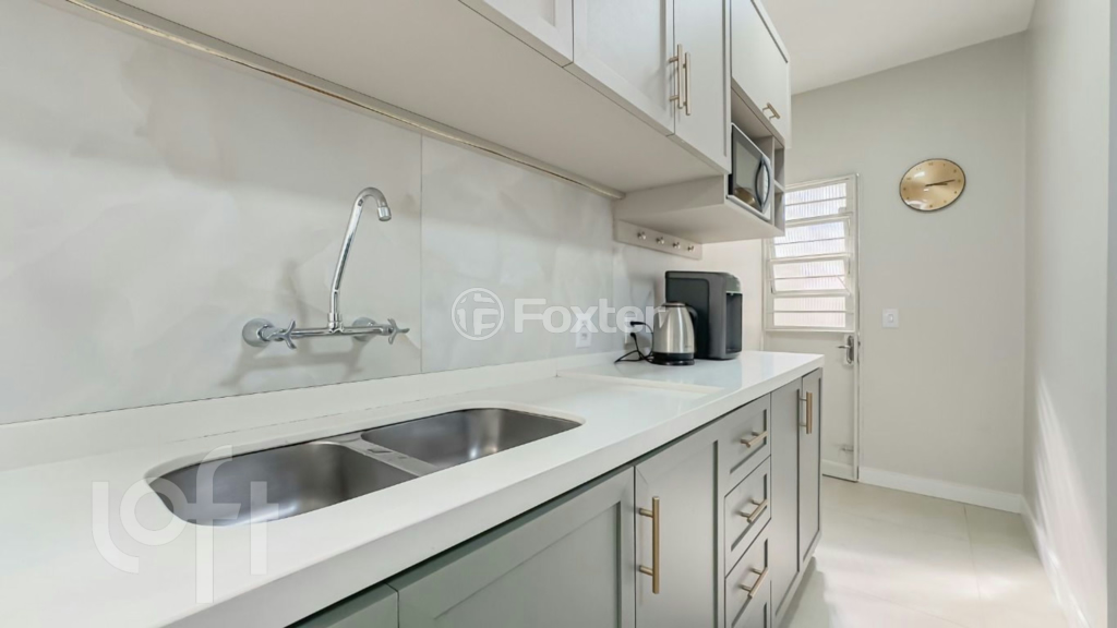 Casa à venda com 6 quartos, 350m² - Foto 17