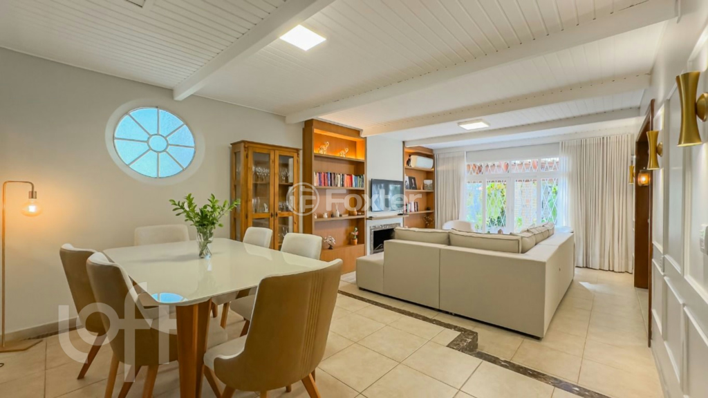 Casa à venda com 6 quartos, 350m² - Foto 6