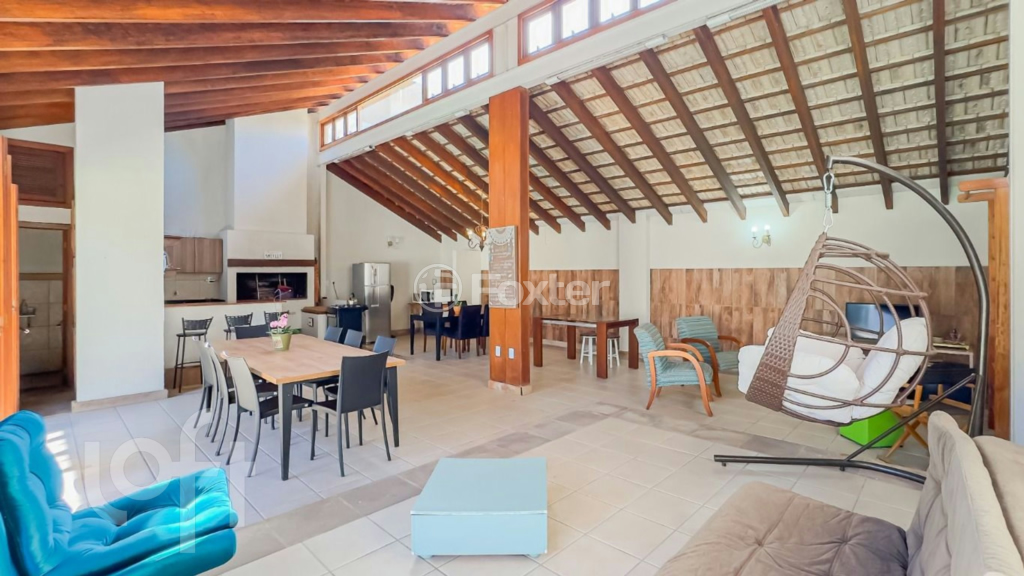 Casa à venda com 6 quartos, 350m² - Foto 12