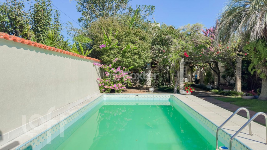 Casa à venda com 6 quartos, 350m² - Foto 60