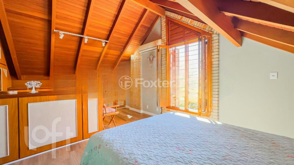 Casa à venda com 6 quartos, 350m² - Foto 32