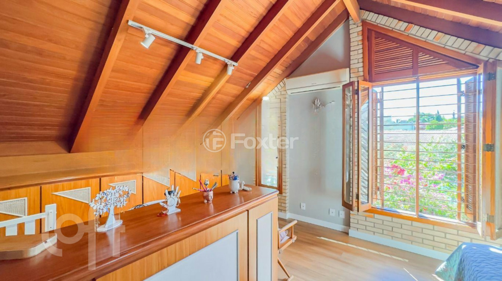 Casa à venda com 6 quartos, 350m² - Foto 29